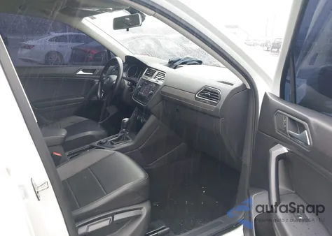 2019 Volkswagen Tiguan 2.0T Se/2.0T Sel/2.0T Sel R-Line/2.0T Sel R-Line Black from USA, damaged, VIN 3VV2B7AX2KM049676